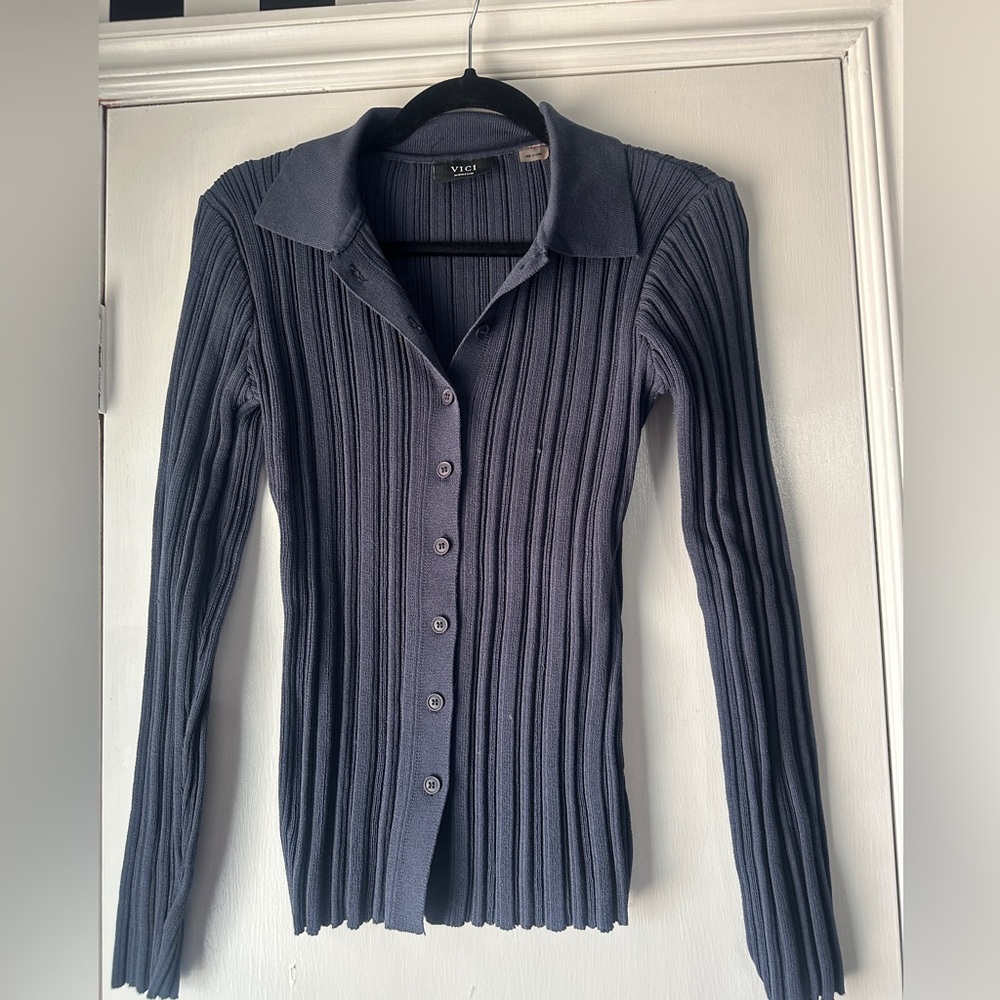 VICI Ribbed Button Front Knit Top – Size Medium
